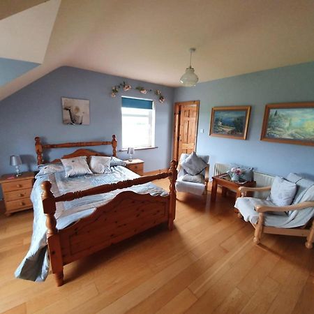 Wild Atlantic Stays Castlemaine Eksteriør bilde